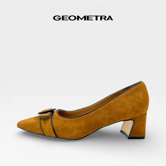 Giày Bít Mũi Nhọn gót vuông Midnight Bloom